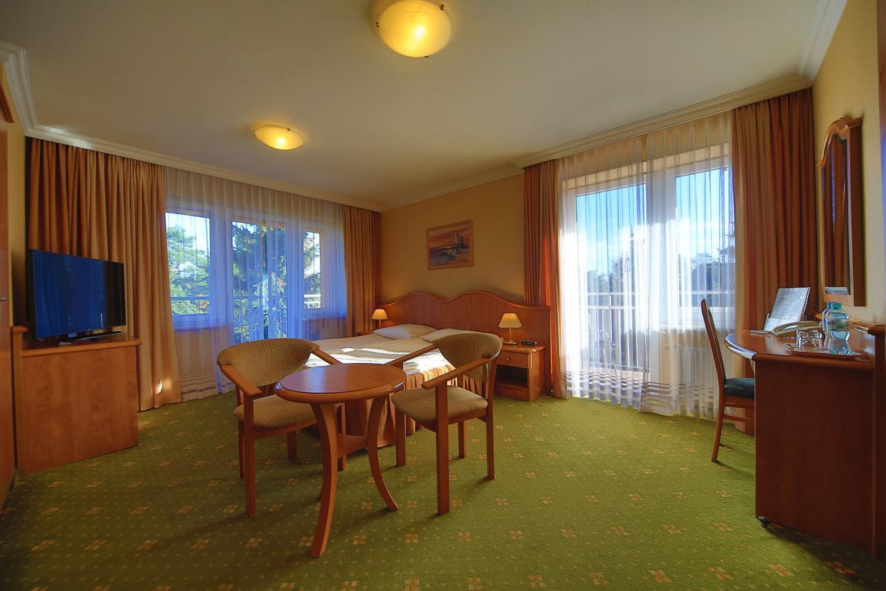 Hotel Polaris III Swinoujscie Dış mekan fotoğraf