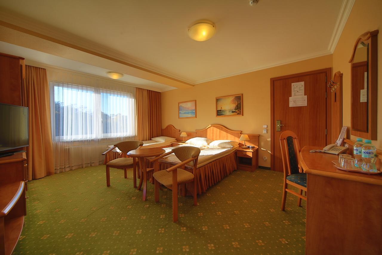 Hotel Polaris III Swinoujscie Dış mekan fotoğraf